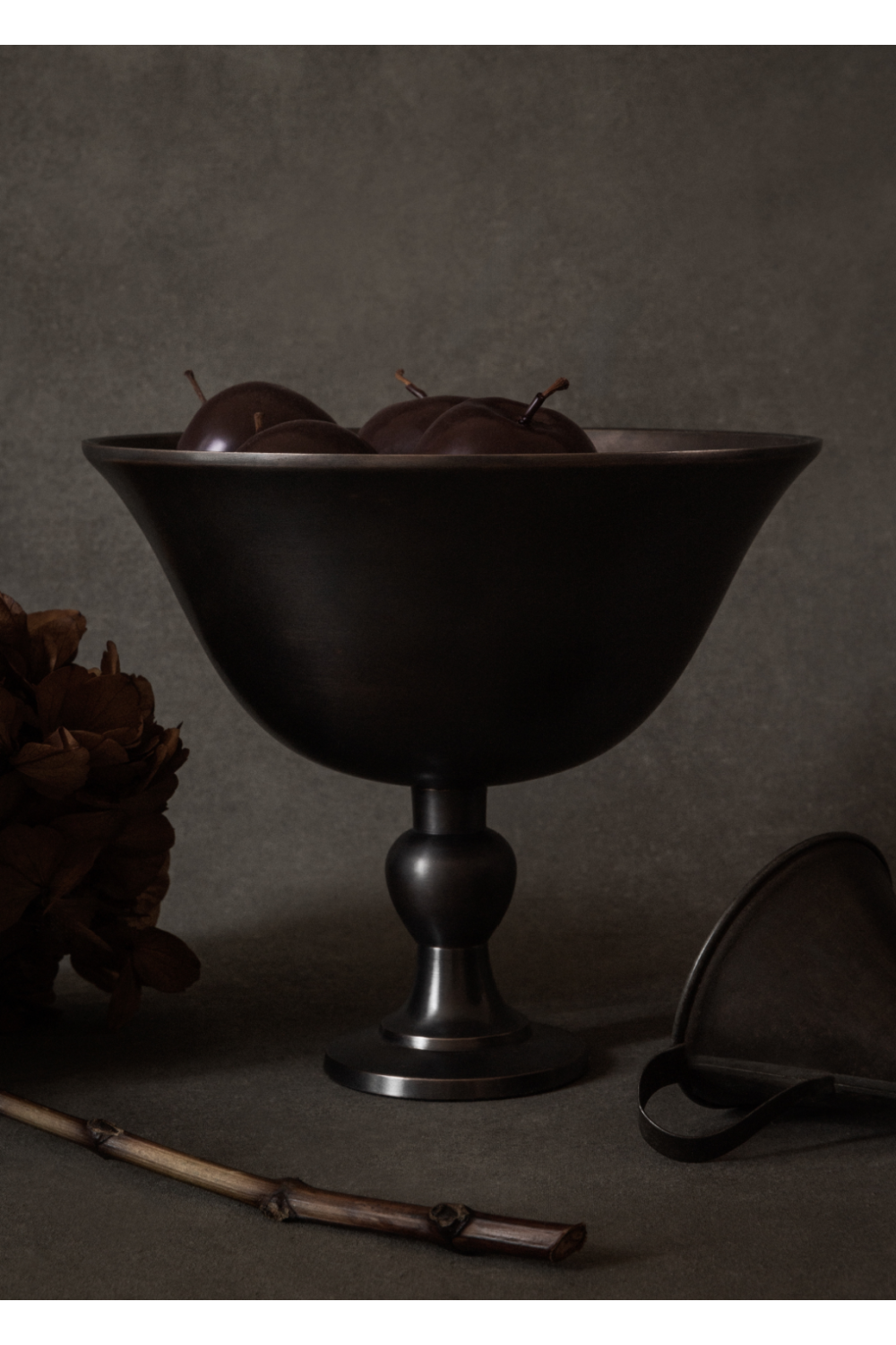 Brown Bronzed Footed Bowl | Audo Copenhagen Pavot | Oroa.com