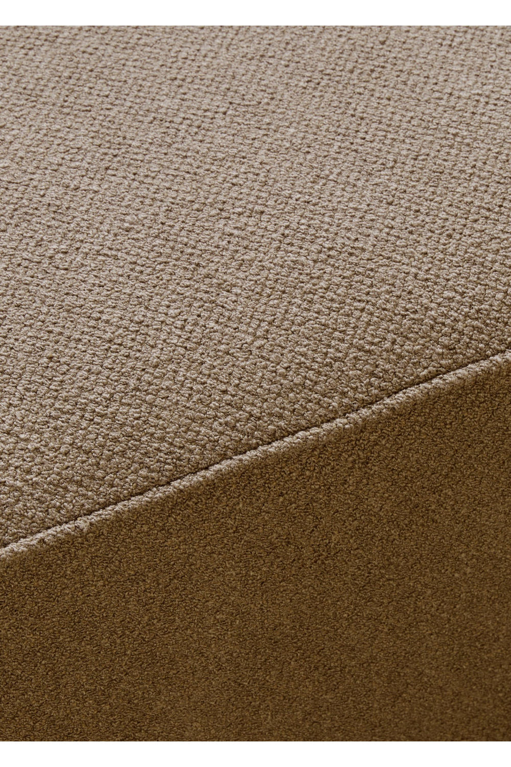 Triangular Modular Corner Sofa | Audo Copenhagen Eave | Oroa.com