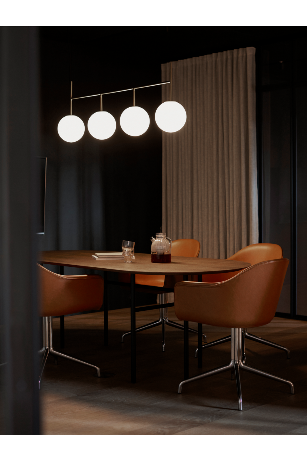 Chrome Swivel Dining Chair | Audo Copenhagen Harbour | Oroa.com