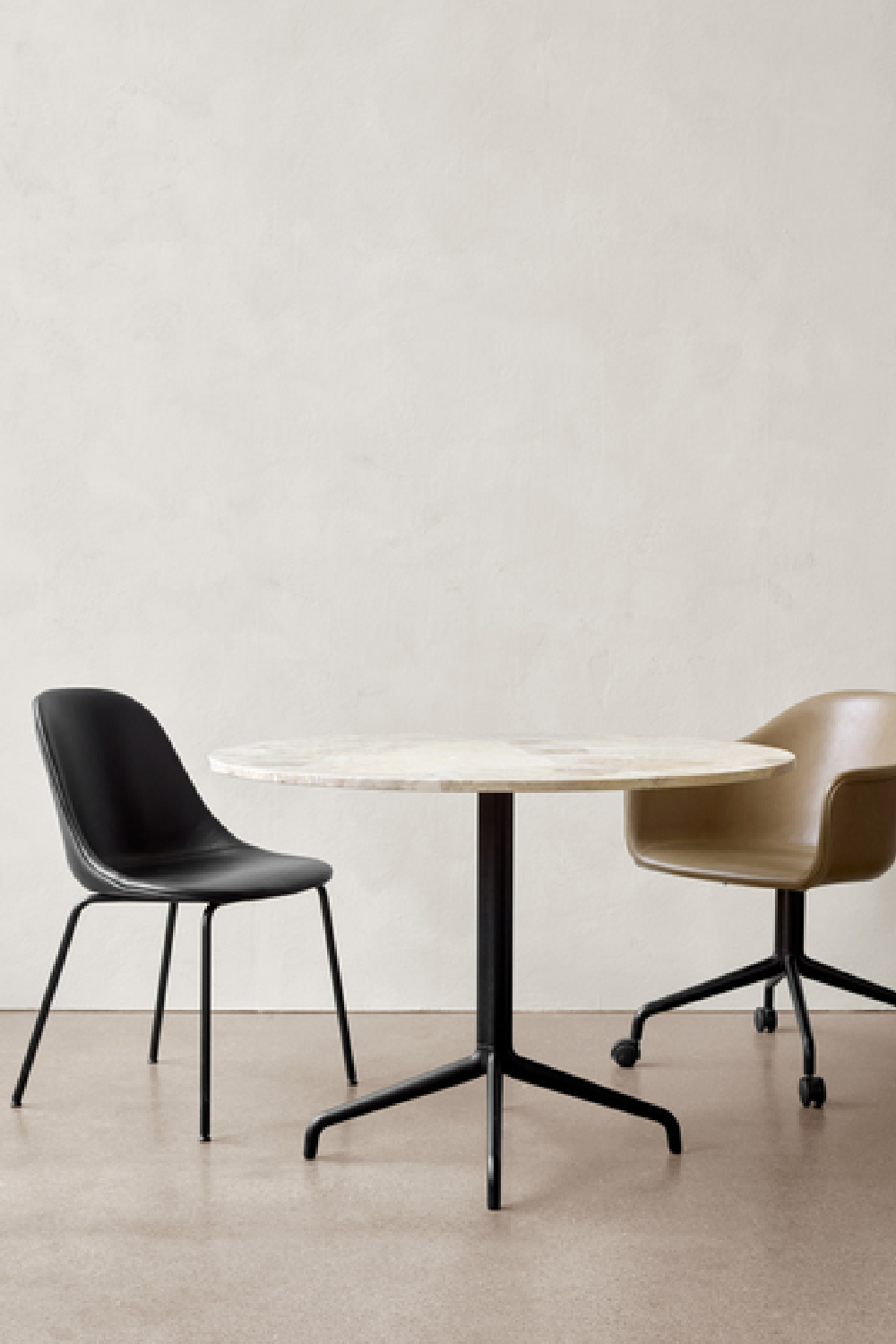 Wooden Base Side Dining Chair | Audo Copenhagen Harbour | Oroa.com