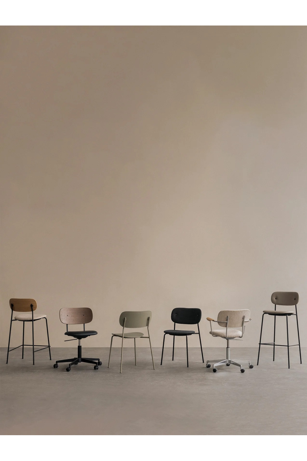 Oak-Back Swivel Office Chair | Audo Copenhagen Co | Oroa.com