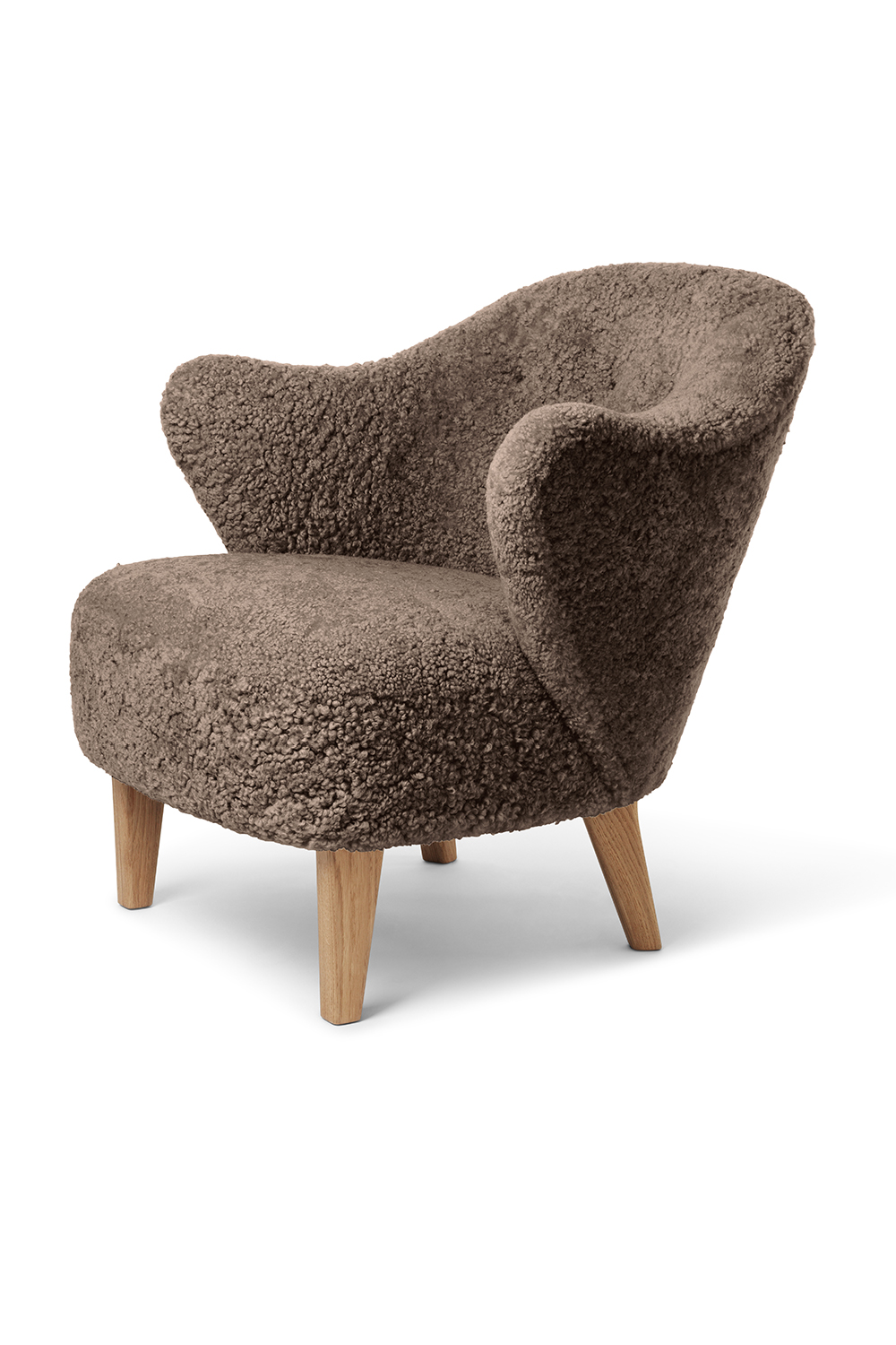Curved-Back Lounge Chair | Audo Copenhagen Ingeborg | Oroa.com