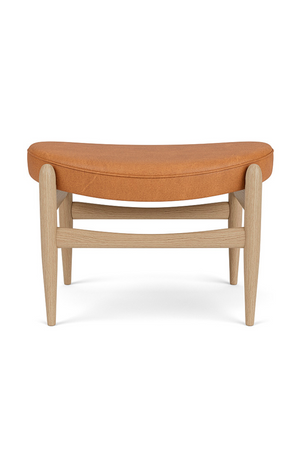 Wooden Base Padded Ottoman | Audo Copenhagen Elizabeth | Oroa.com