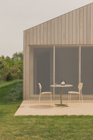 4-Star Base Round Dining Table S | Audo Copenhagen Nook | Oroa.com