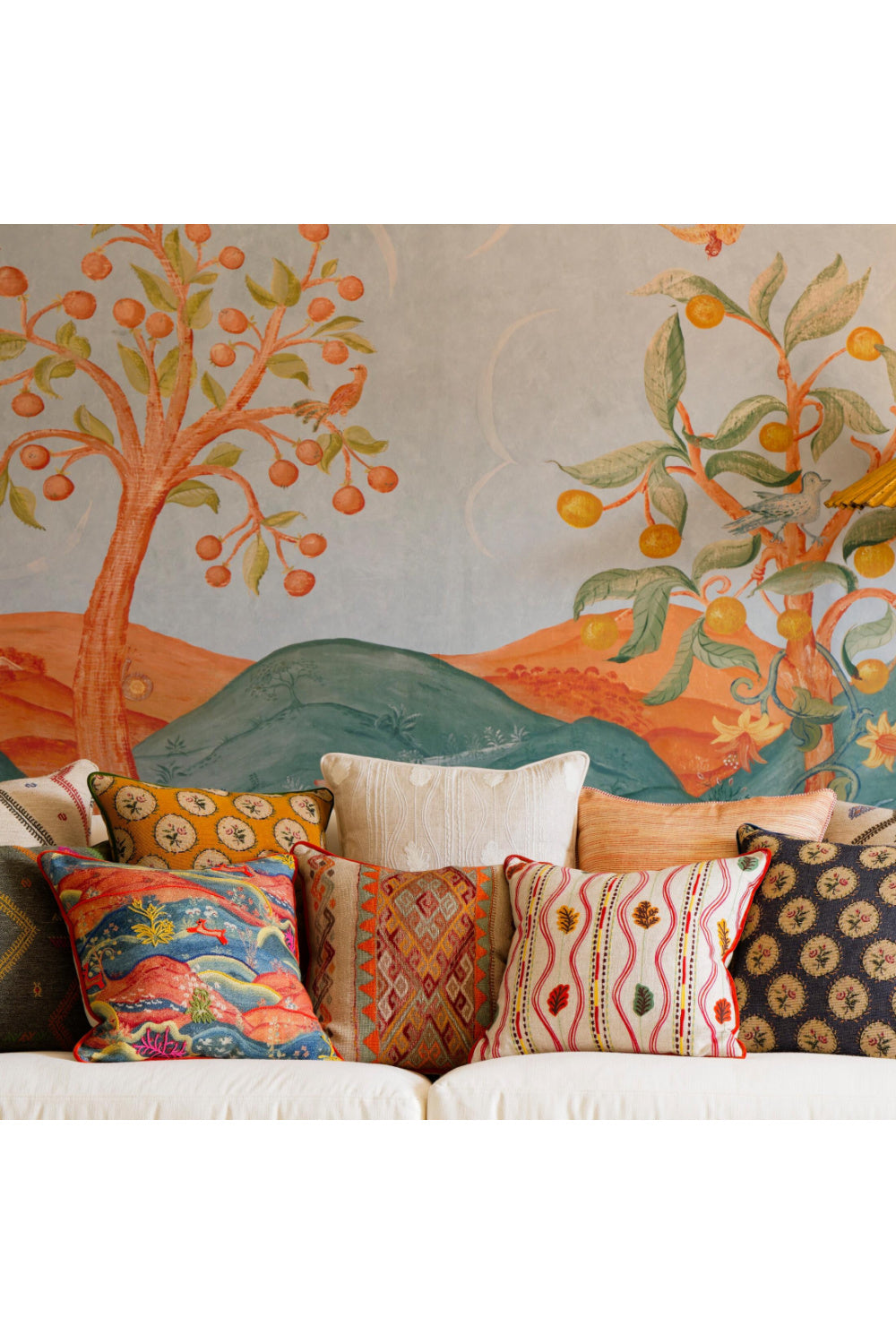   Striking Patterned Cushion | Oroa.com