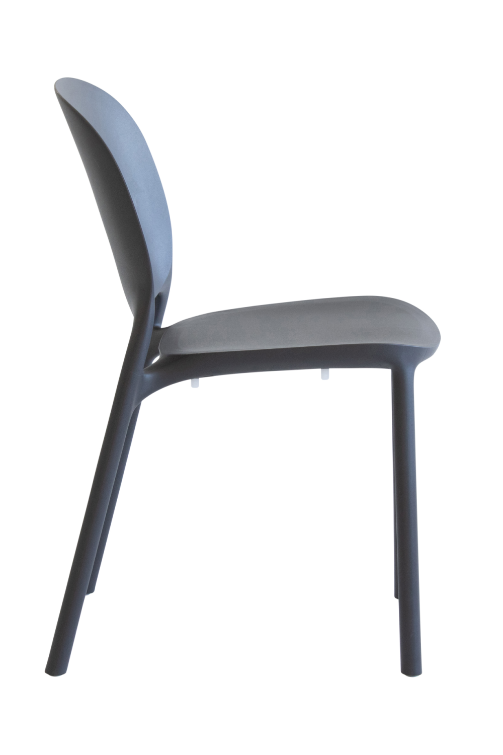 Molded Outdoor Dining Chairs (2) | Andrew Martin Lewis | Oroa.com