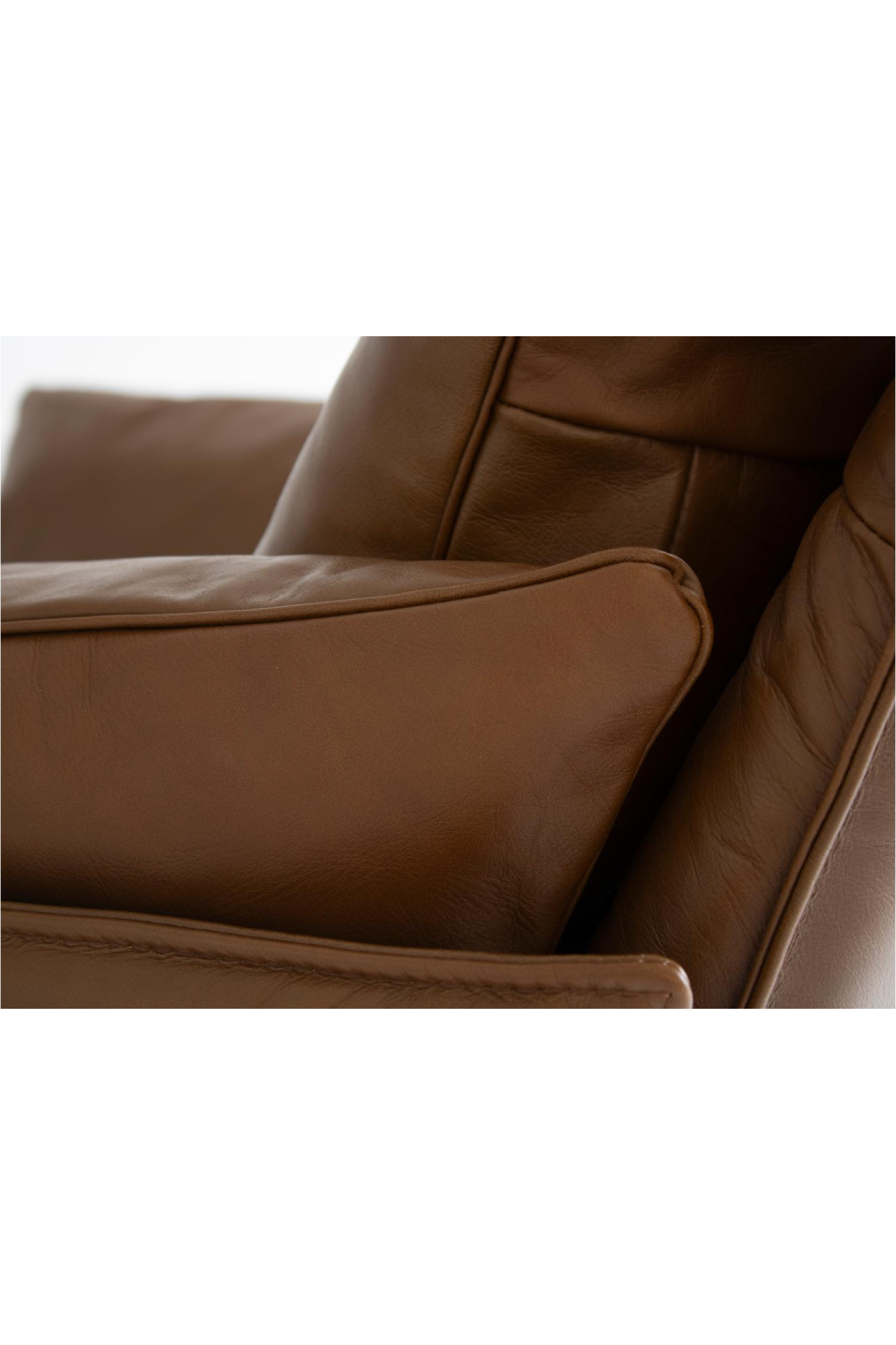 Brown Leather Lounge Chair | Andrew Martin Harden | Oroa.com