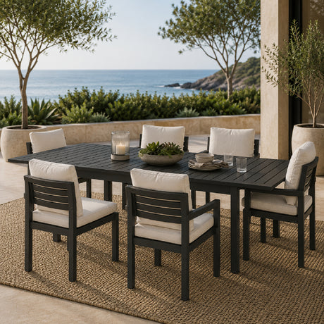   Gray Extendable Outdoor Dining Table | Oroa.com