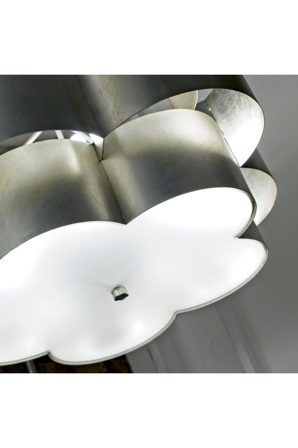 Floral-Shaped Pendant Lamp | Andrew Martin Arabelle | Oroa.com