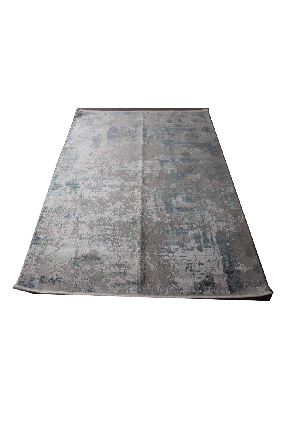 Contemporary Low Pile Rug | Andrew Martin Amira | Oroa.com