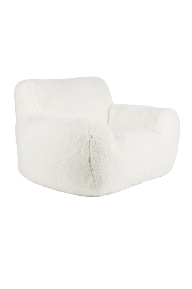 White Chunky Lounge Chair | Bold Monkey Cuddle the Yeti | OROA.com