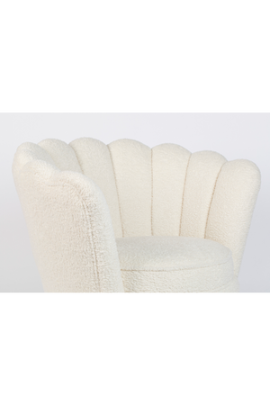 Modern Scalloped Lounge Chair | Bold Monkey | OROA.com