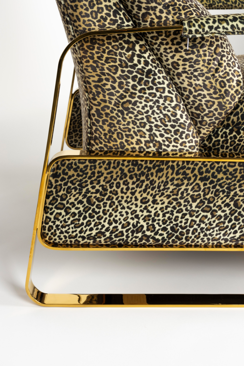 Panther Patterned Recliner Chair | Bold Monkey Relax Like Chandler | OROA.com