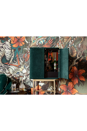 2-Door Mirrored Wine Cabinet | Bold Monkey Ava Morgana | Oroa.com