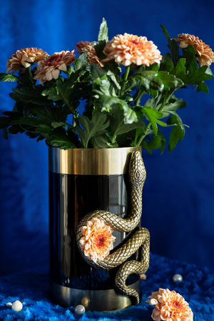 Aluminum Cylindrical Modern Vase M | Bold Monkey Never Hurt A Snake | OROA.com