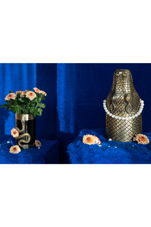 Aluminum Cylindrical Modern Vase M | Bold Monkey Never Hurt A Snake | OROA.com
