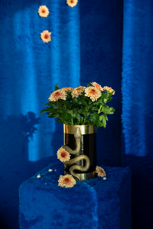 Aluminum Cylindrical Modern Vase M | Bold Monkey Never Hurt A Snake | OROA.com