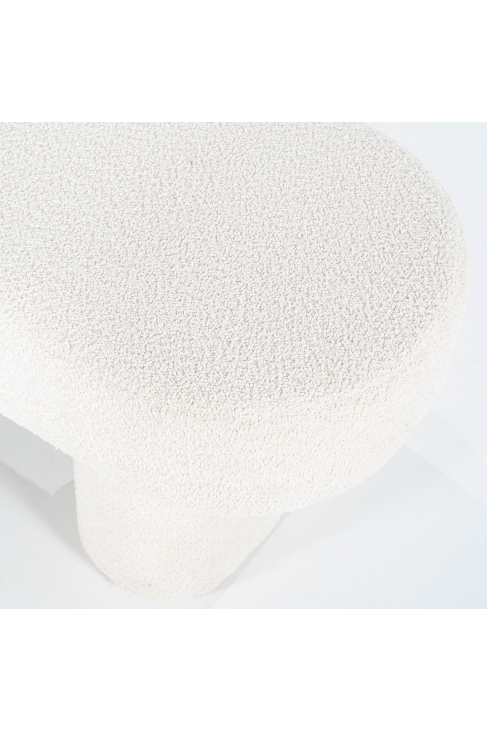 Upholstered Oval Bench | By-Boo Rama | Oroa.com