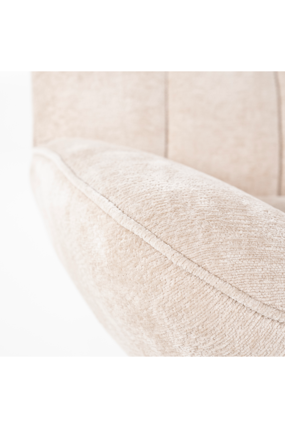 Modern Swivel Lounge Chair | By-Boo Derby | OROA.com