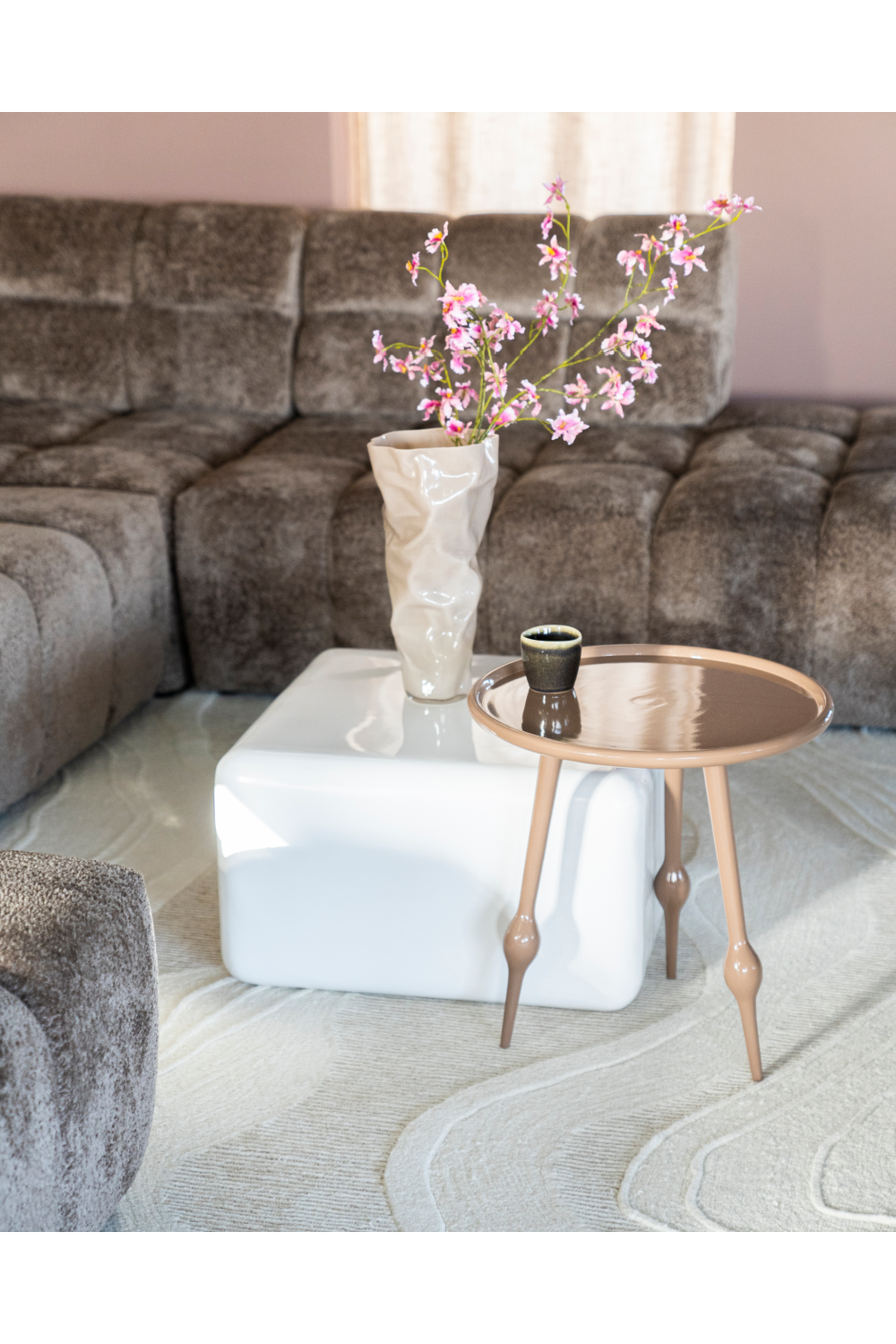 Aluminum Tripod Side Table | By-Boo Birdy | Oroa.com