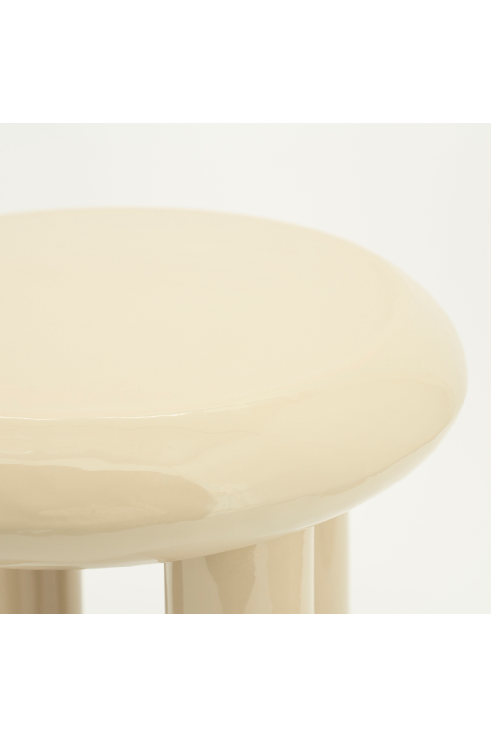 Glossy Iron Round Side Table | By-Boo Balloon | OROA.com