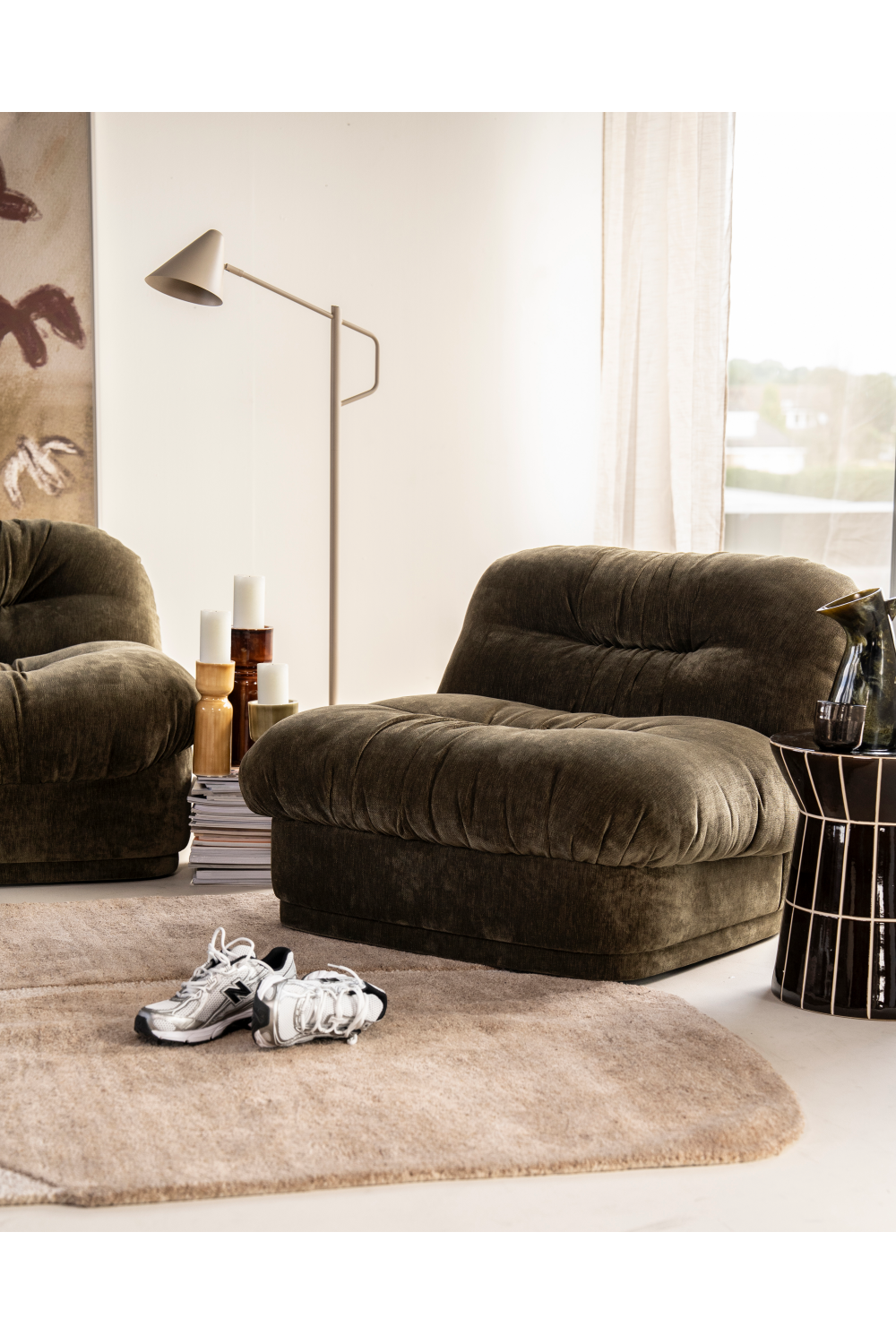 Fully-Upholstered Wrinkled Lounge Chair | By-Boo Nook | Oroa.com