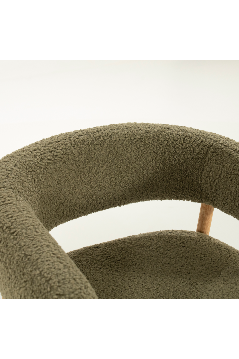 Oak Framed Curve Lounge Chair | By-Boo Cozy | Oroa.com