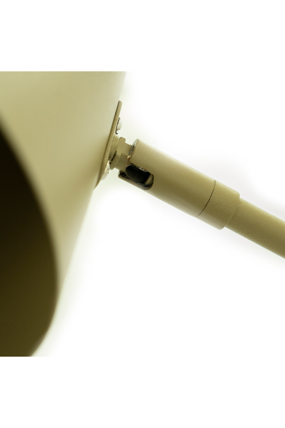 Painted Iron Floor Lamp | By-Boo Capa | Oroa.com