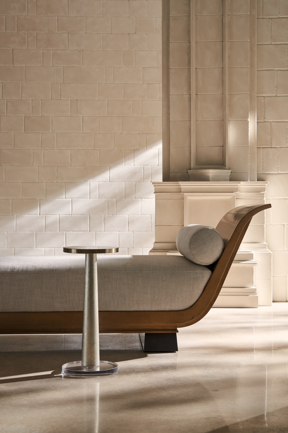 Modern Cushioned Divan Sofa | Caracole Infinity | Oroa.com