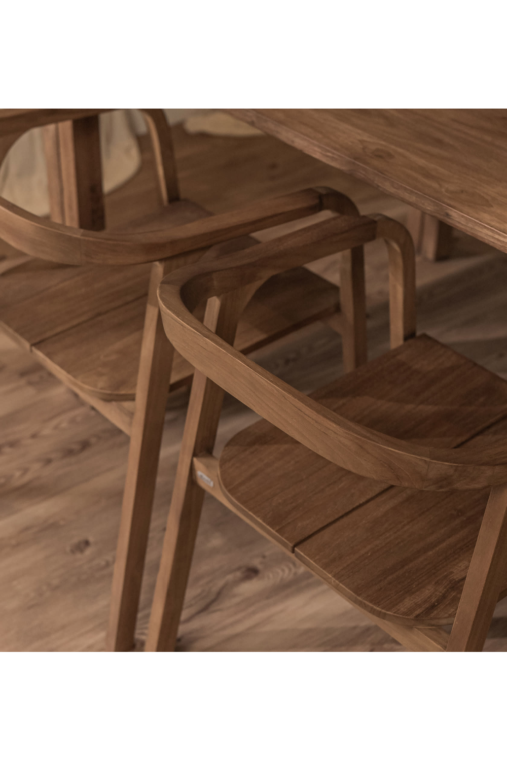 Teak Curved Dining Chair | dBodhi Classy Bibo |  OROA.com