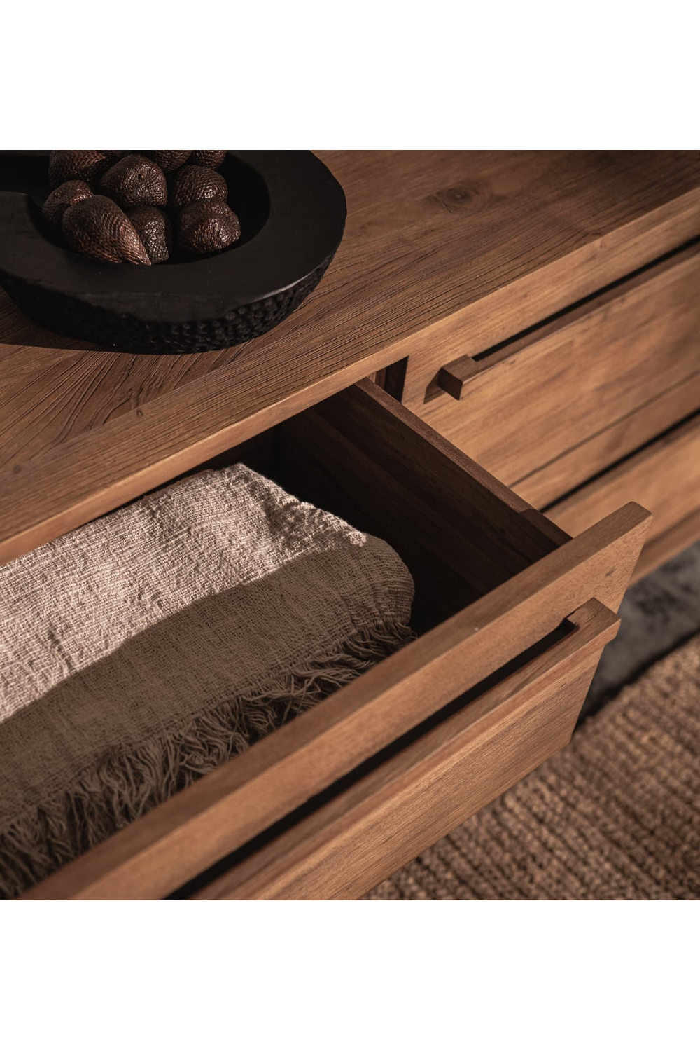 Natural Teak 4-Drawer Dresser | dBodhi Outline | OROA