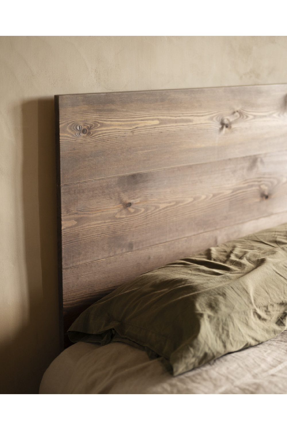 Straight-Cut Pine Wood Headboard | Decowood Flanders | Oroa.com