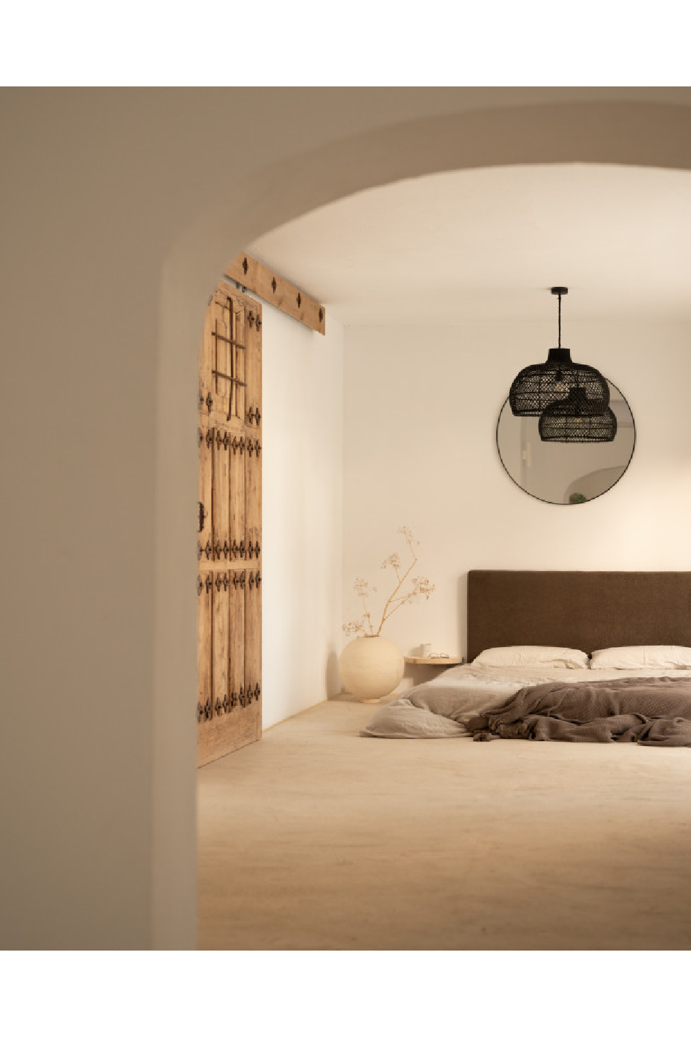 Curved Floating Nightstand | Decowood Tokyo | Oroa.com