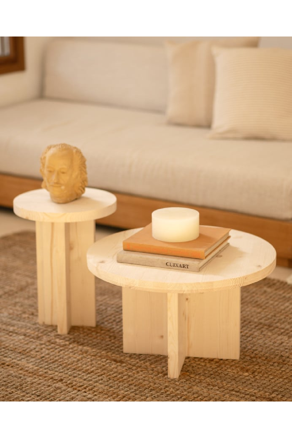 Round Solid Wood Stool | Decowood Tokyo | Oroa.com