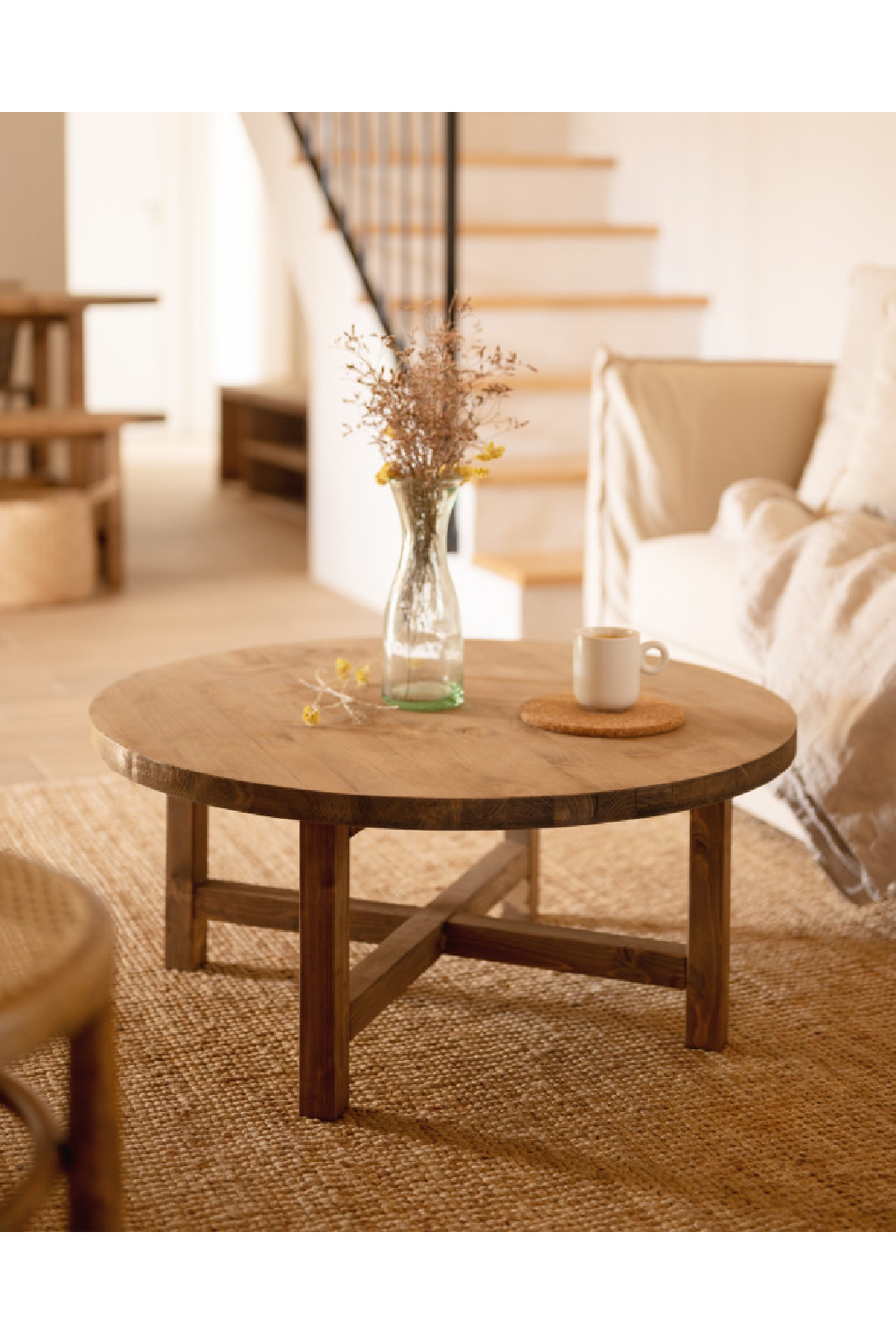 Round Solid Wood Coffee Table | Decowood Olivia | Oroa.com