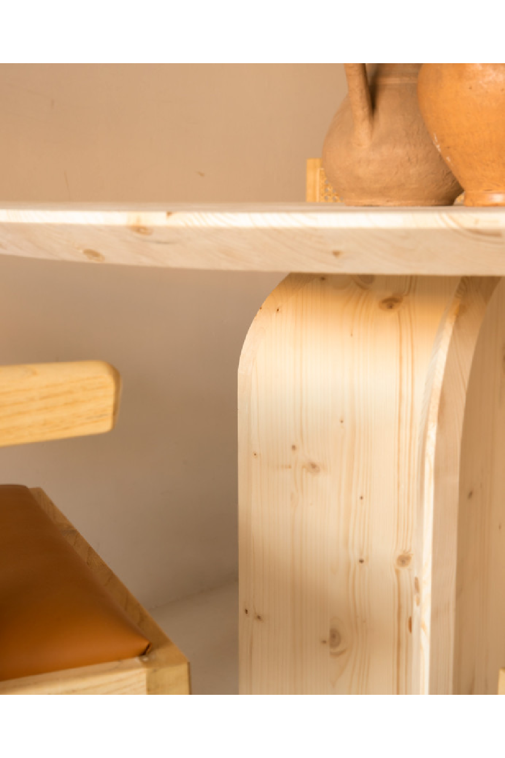 Round Solid Wood Dining Table | Decowood Bloom | Oroa.com