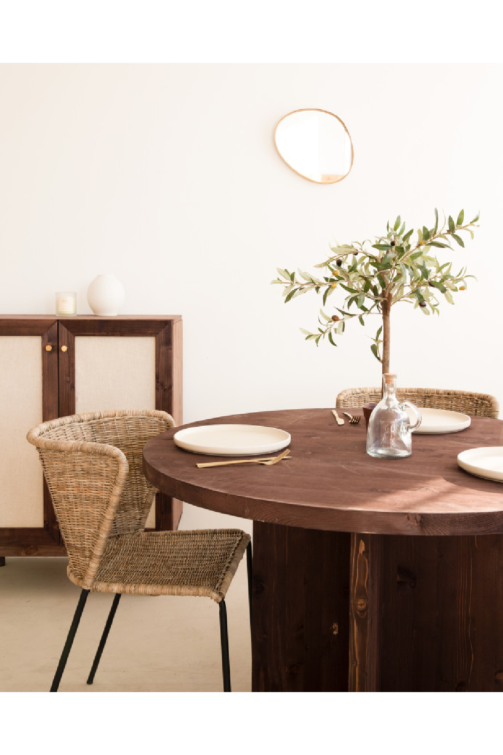 Japandi Round Dining Table | Decowood Tokyo | Oroa.com