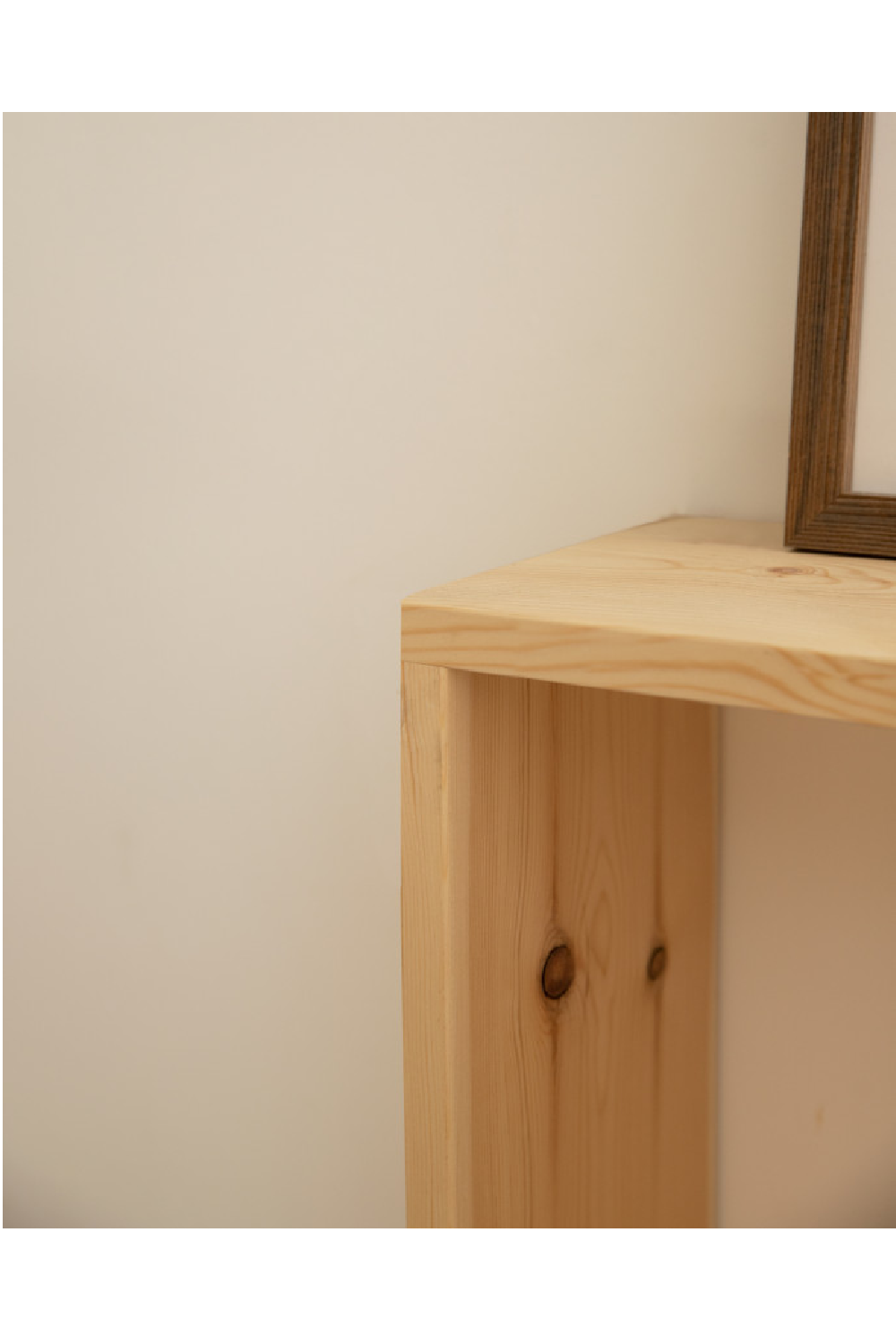Spruce Wood Nordic Shelf | Decowood Saura | OROA.com