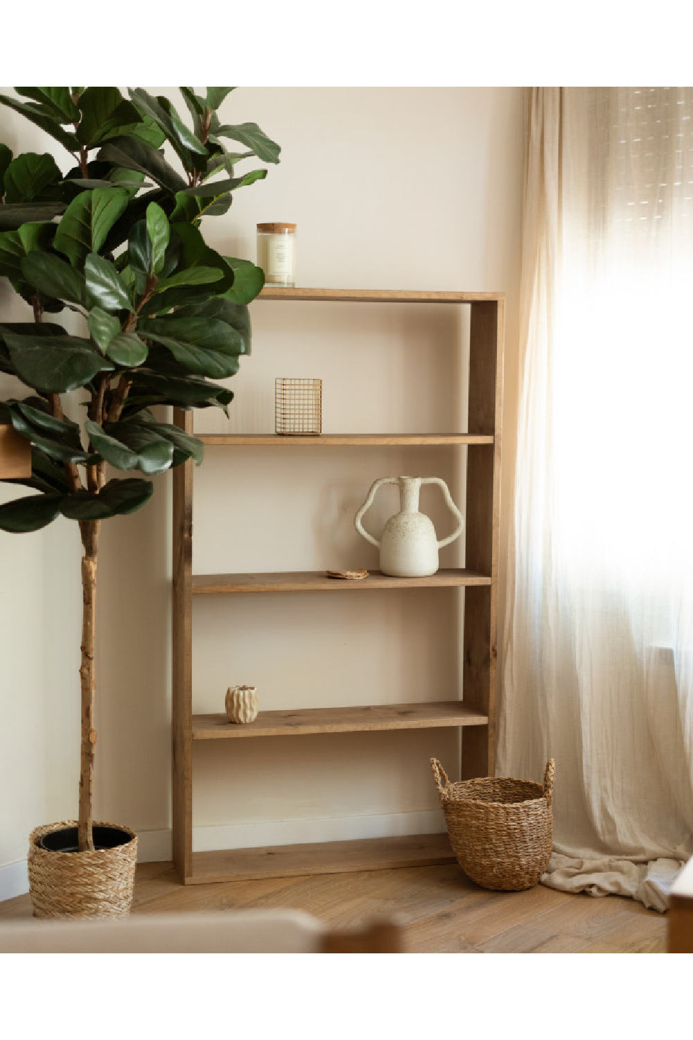 Spruce Wood Nordic Shelf | Decowood Saura | OROA.com