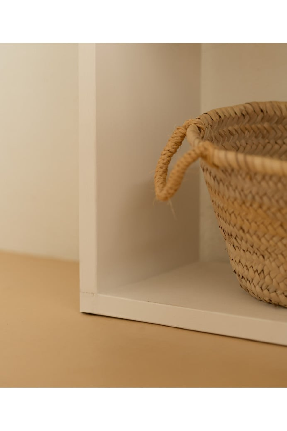 Spruce Wood Nordic Shelf | Decowood Saura | OROA.com