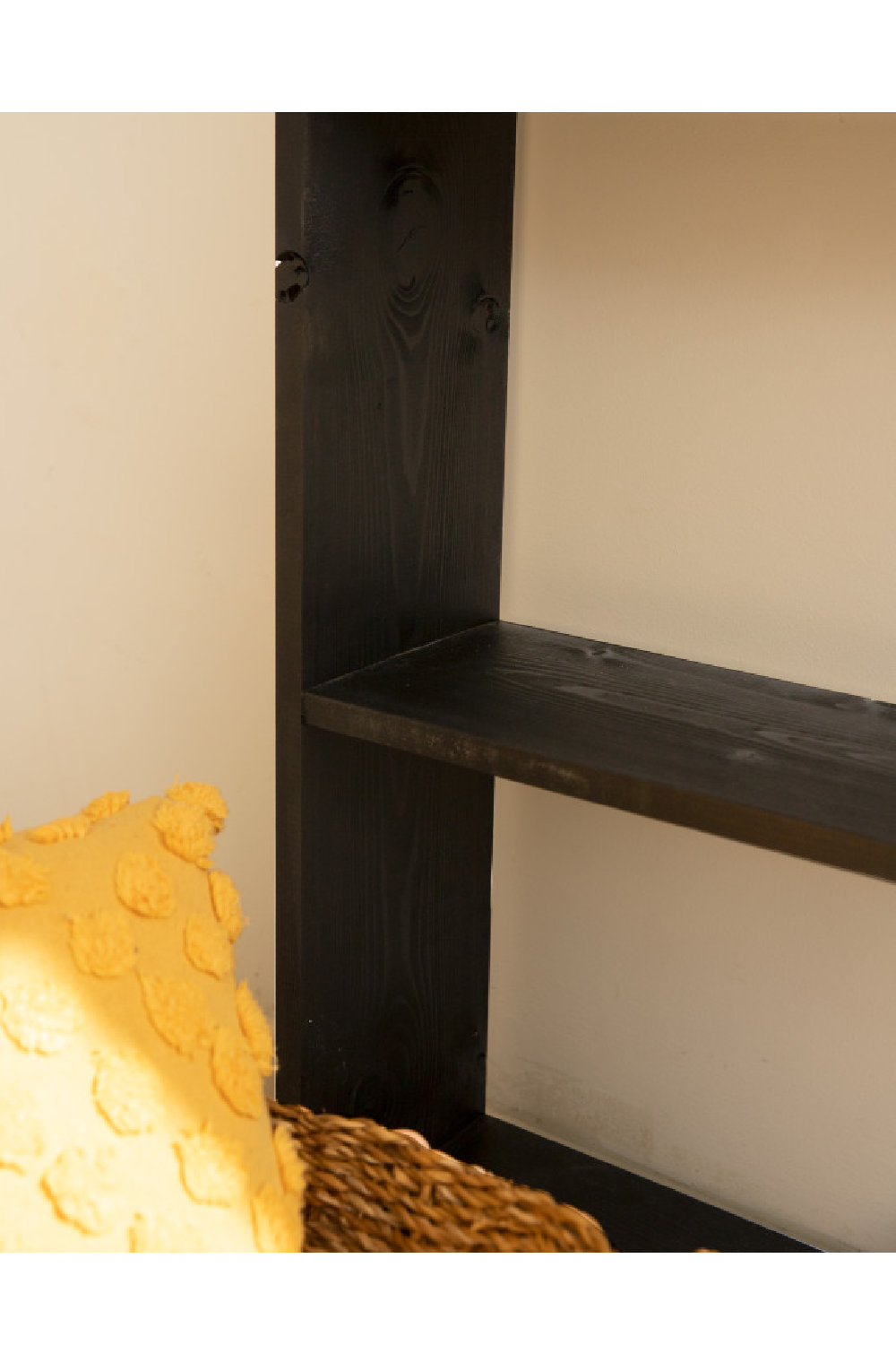 Spruce Wood Nordic Shelf | Decowood Saura | OROA.com