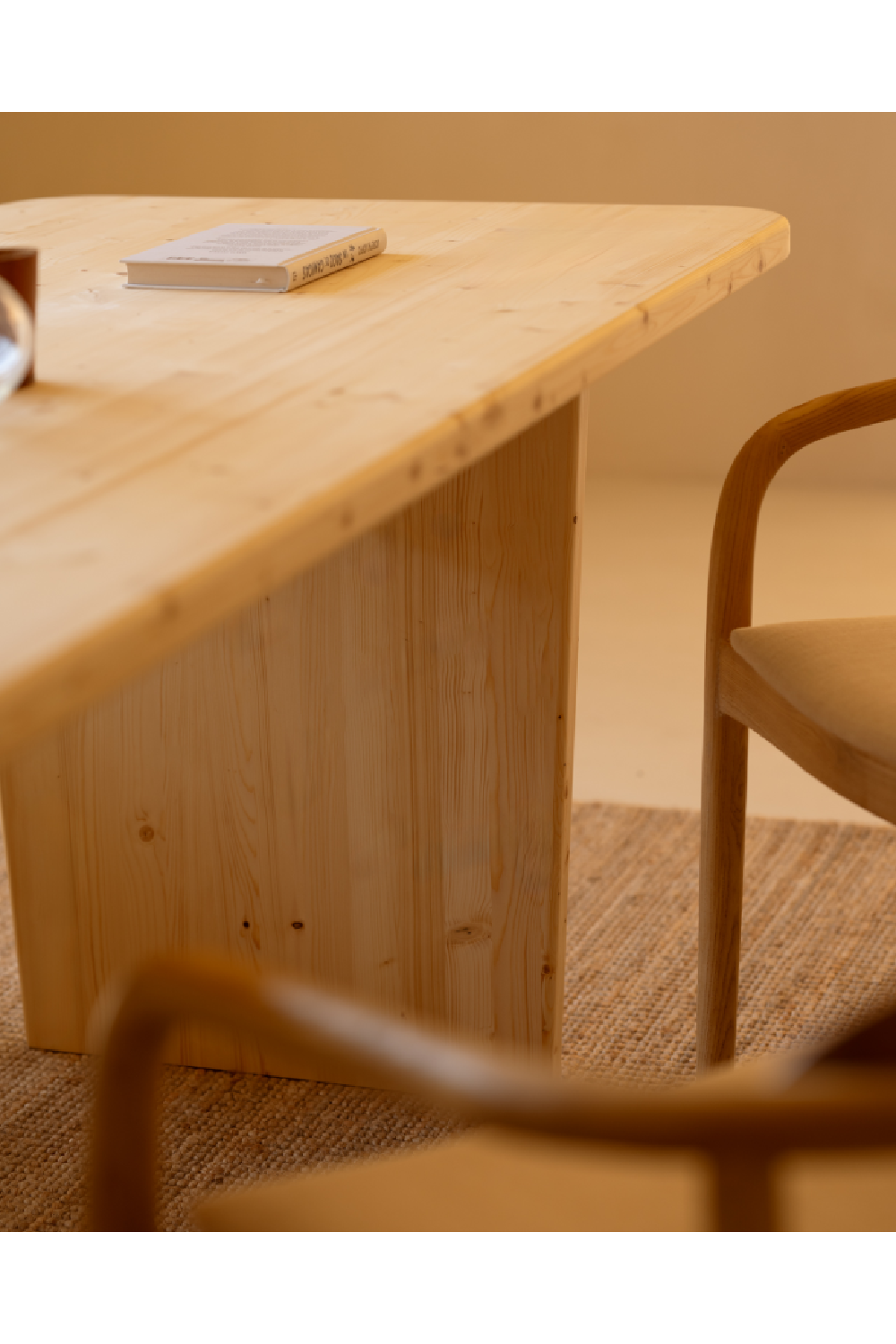 Scandinavian Style Dining Table | Decowood Bimba | Oroa.com