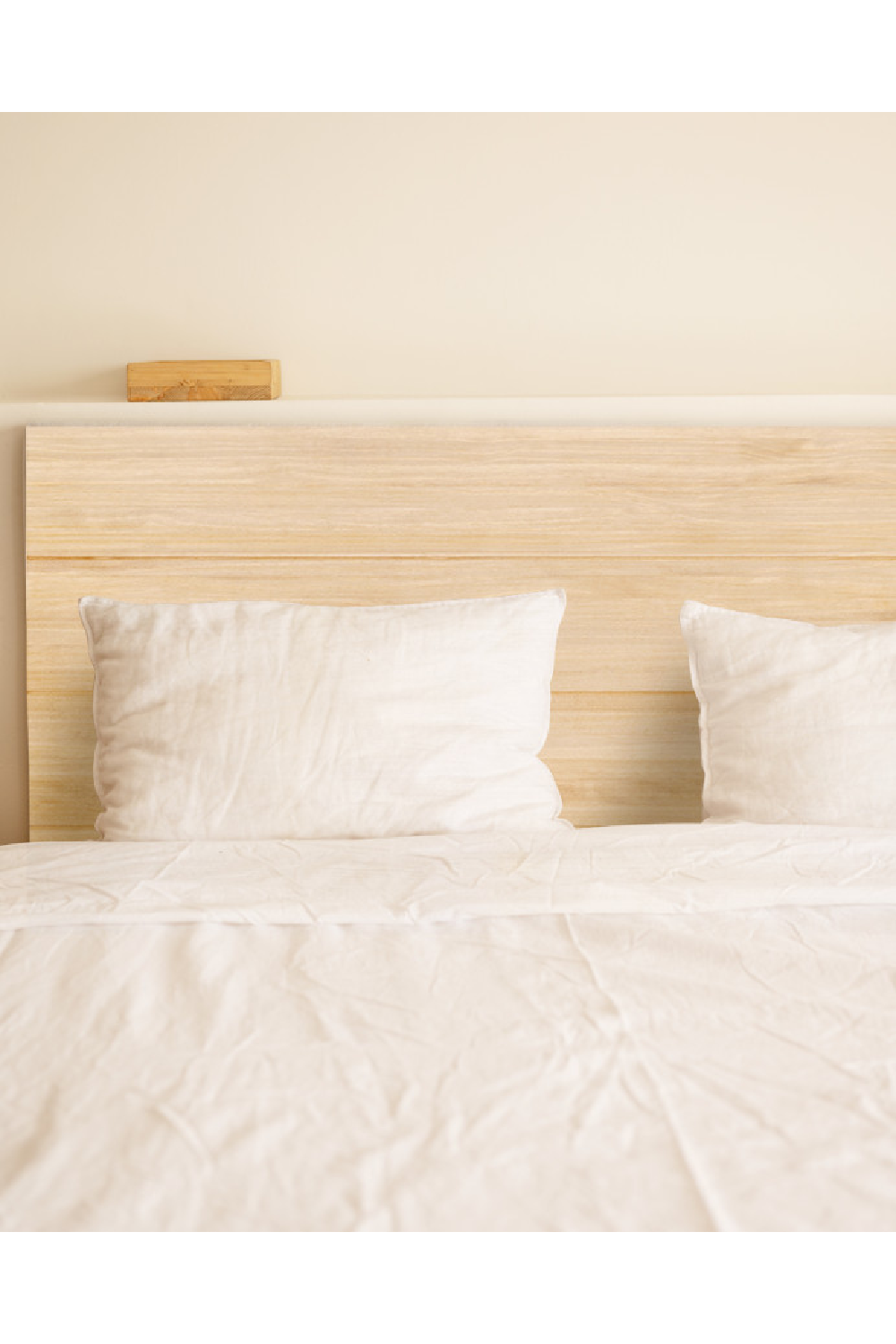 Stripped Wood Headboard | Decowood Radiata | Oroa.com