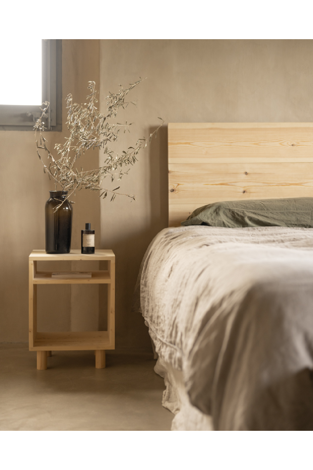 Minimalist Wooden Nightstands (2) | Decowood Hera | Oroa.com