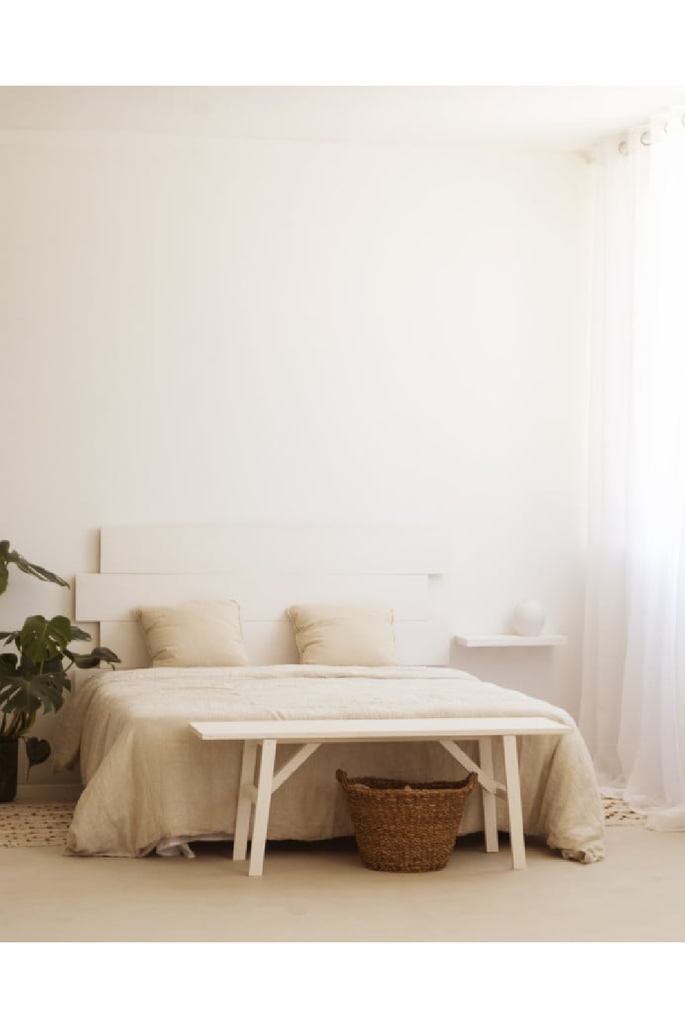 Solid Pine Floating Shelf Nightstand | Decowood Hak | Oroa.com