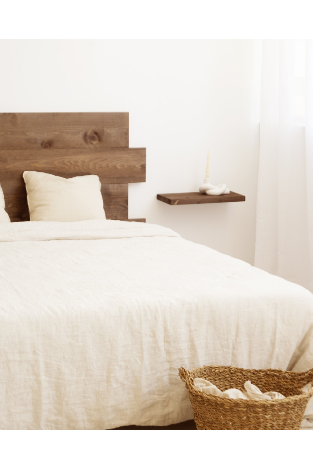 Solid Pine Floating Shelf Nightstand | Decowood Hak | Oroa.com