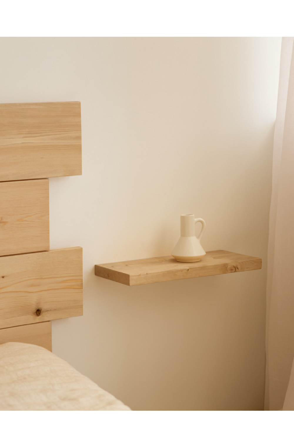 Solid Pine Floating Shelf Nightstand | Decowood Hak | Oroa.com
