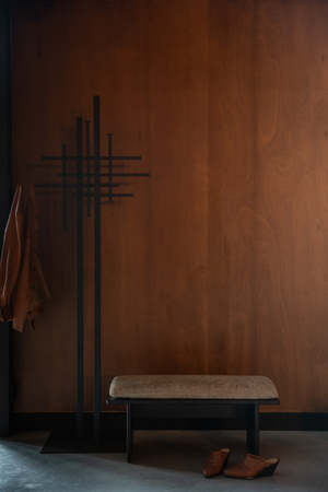 Black Metal Coat Rack | Dutchbone Rumex | OROA.com