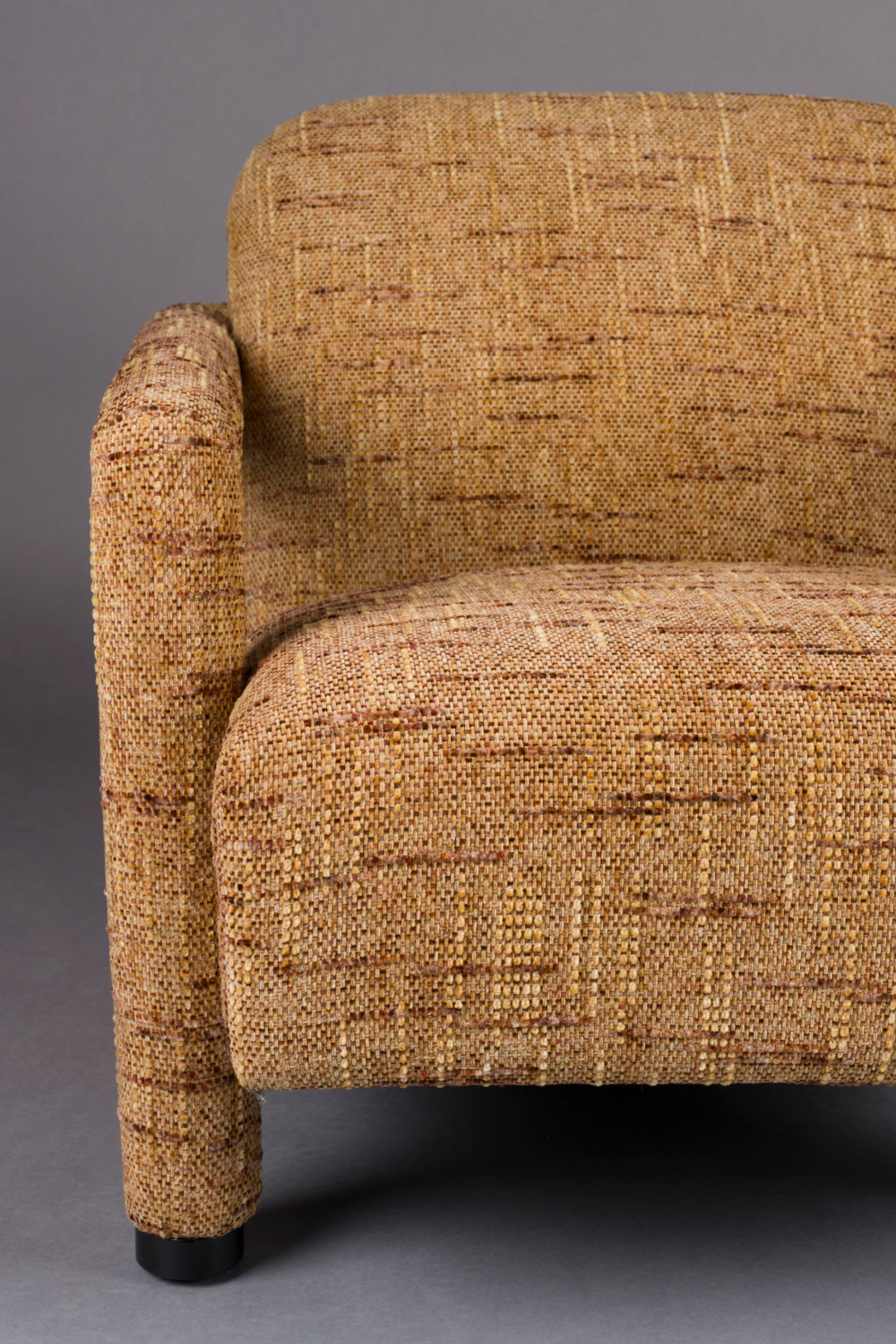 Melange Fabric Lounge Chair | Dutchbone Kent | Oroa.com