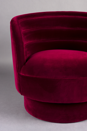 Red Velvet Swivel Lounge Chair | Dutchbone Dorothy | Oroa.com